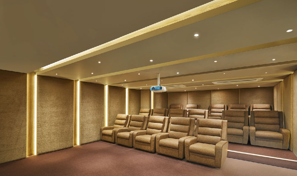 Transcon Triumph: private home theatre